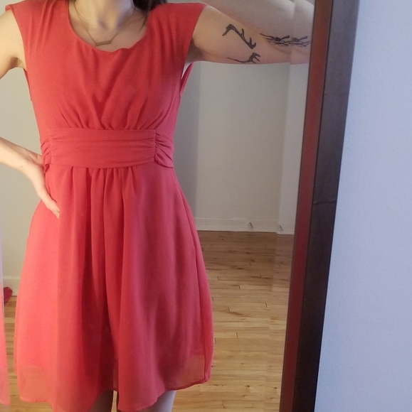 Coral Summery Dress 🌺 - Picture 2 of 8